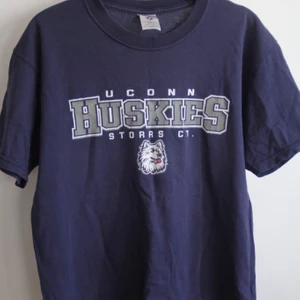 Huskie tshirt - Storlek: S