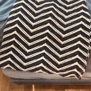 Mönstrad kjol  - Mönstrad stretchig kjol med mjuk matrial St S