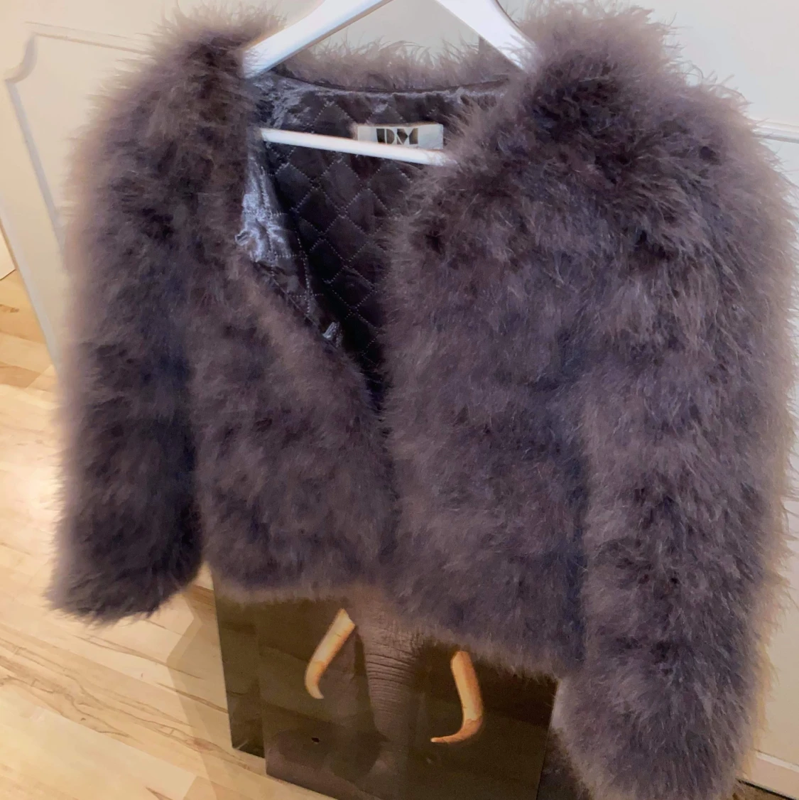 Mörkgrå fjäderjacka (DREAMJACKET) - 91