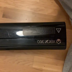 Xbox 360 - Använt, pris kan diskuteras. Också hur du vill ha den skickad 