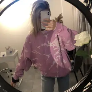 Skit snygg sweatshirt från asos, kill modell