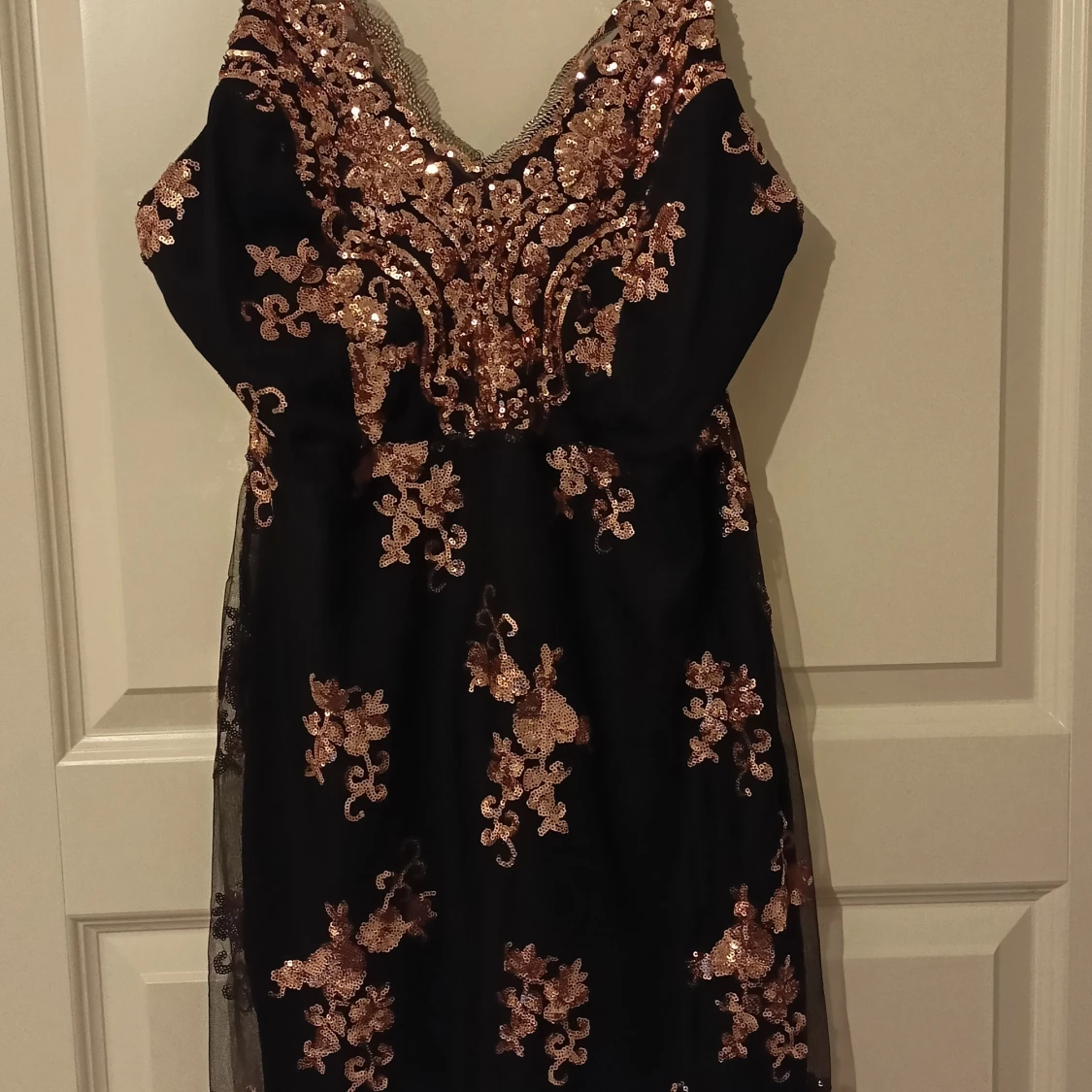 Klänning med paljetter L/XL sequins dresse