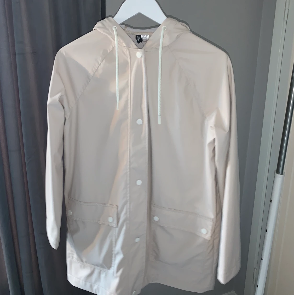 Regnjacka från H&M storlek S