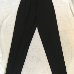 Helt nya kostymbyxor för 200kr - Ett par helt nya kostymbyxor för 200kr