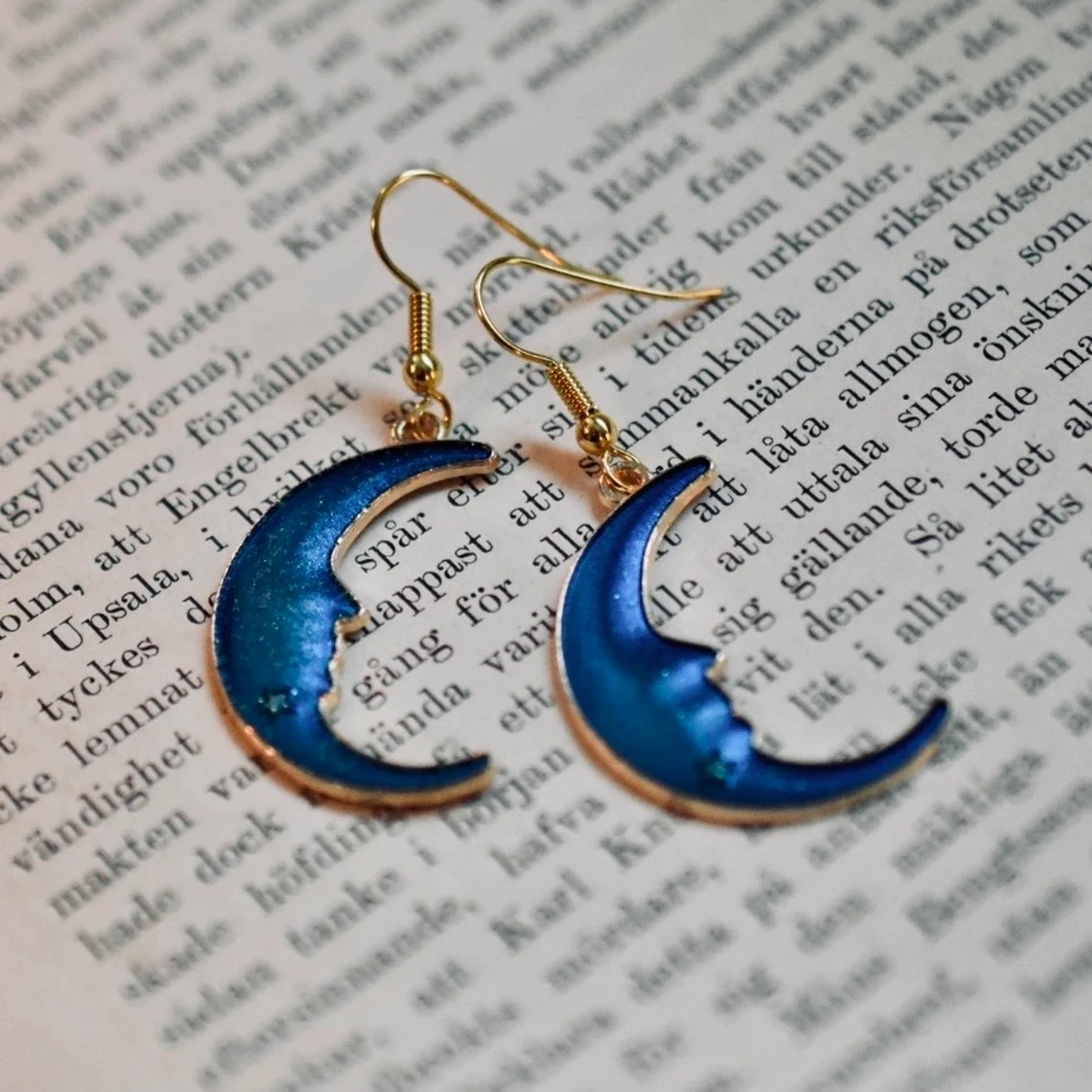 Örhängen med månberlock  - 90