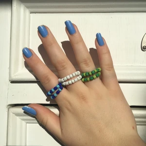 Ringar  - 3 superfina ringar som säljs styckvis! 