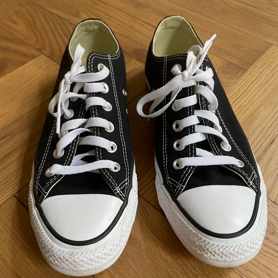Converse svarta - oanvända