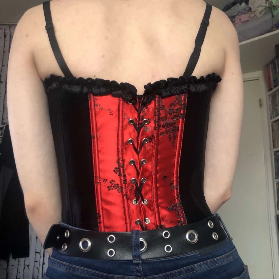 Röd svart korsett - 90