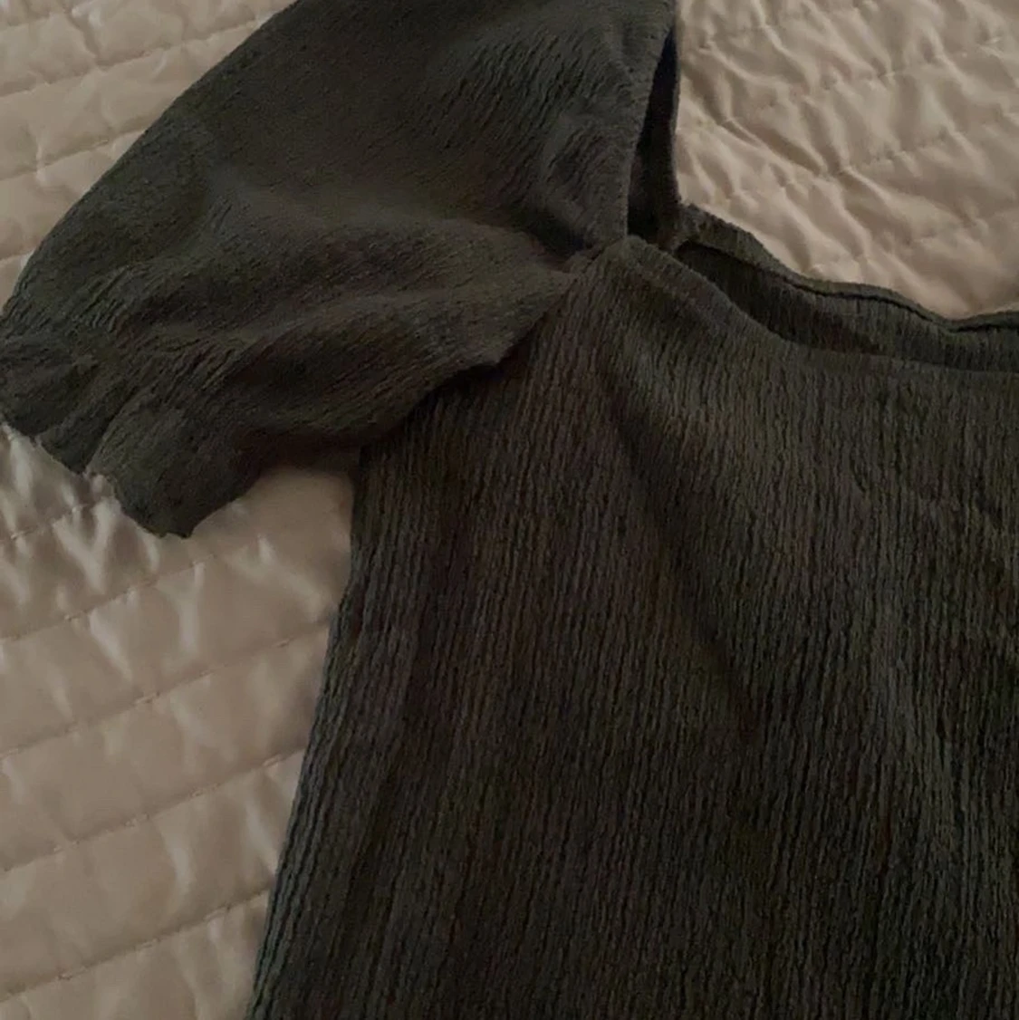 Topp med puffiga armar  - 90