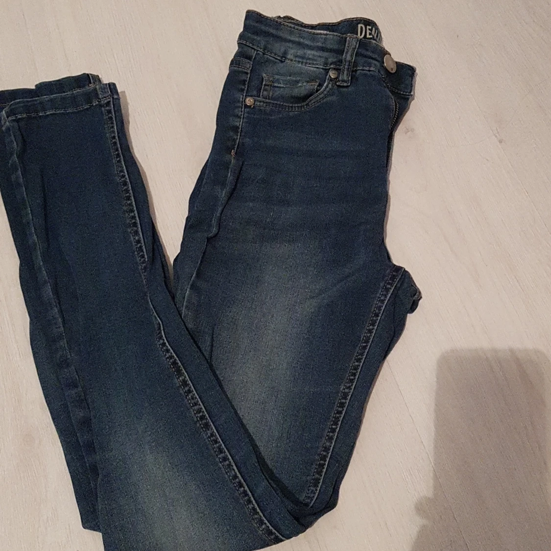 Blå högmidjade jeans🌸 - 90