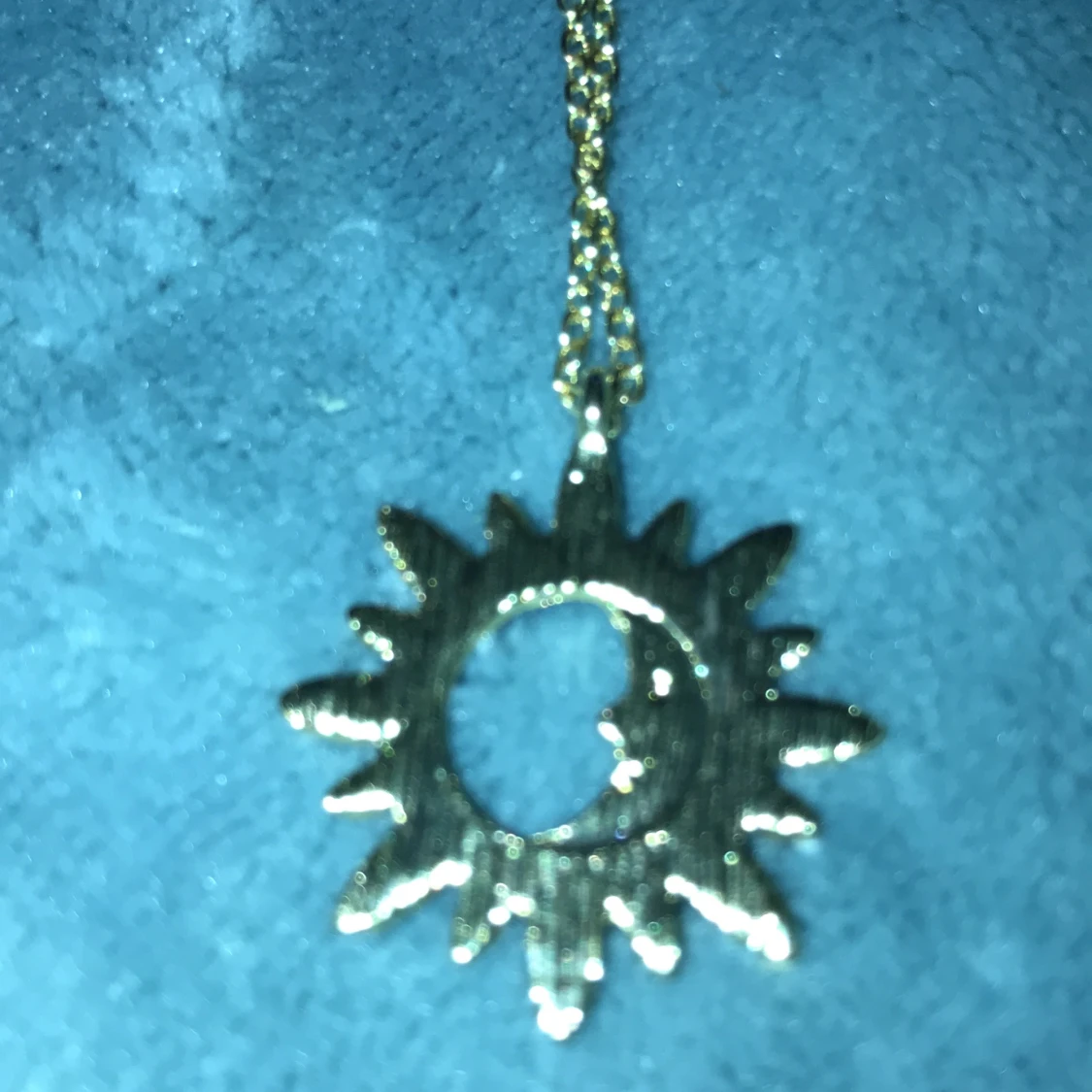 Sol, halvmåne halsband - 90