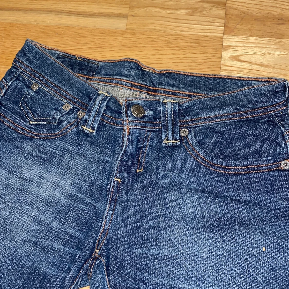 Levis  - 91
