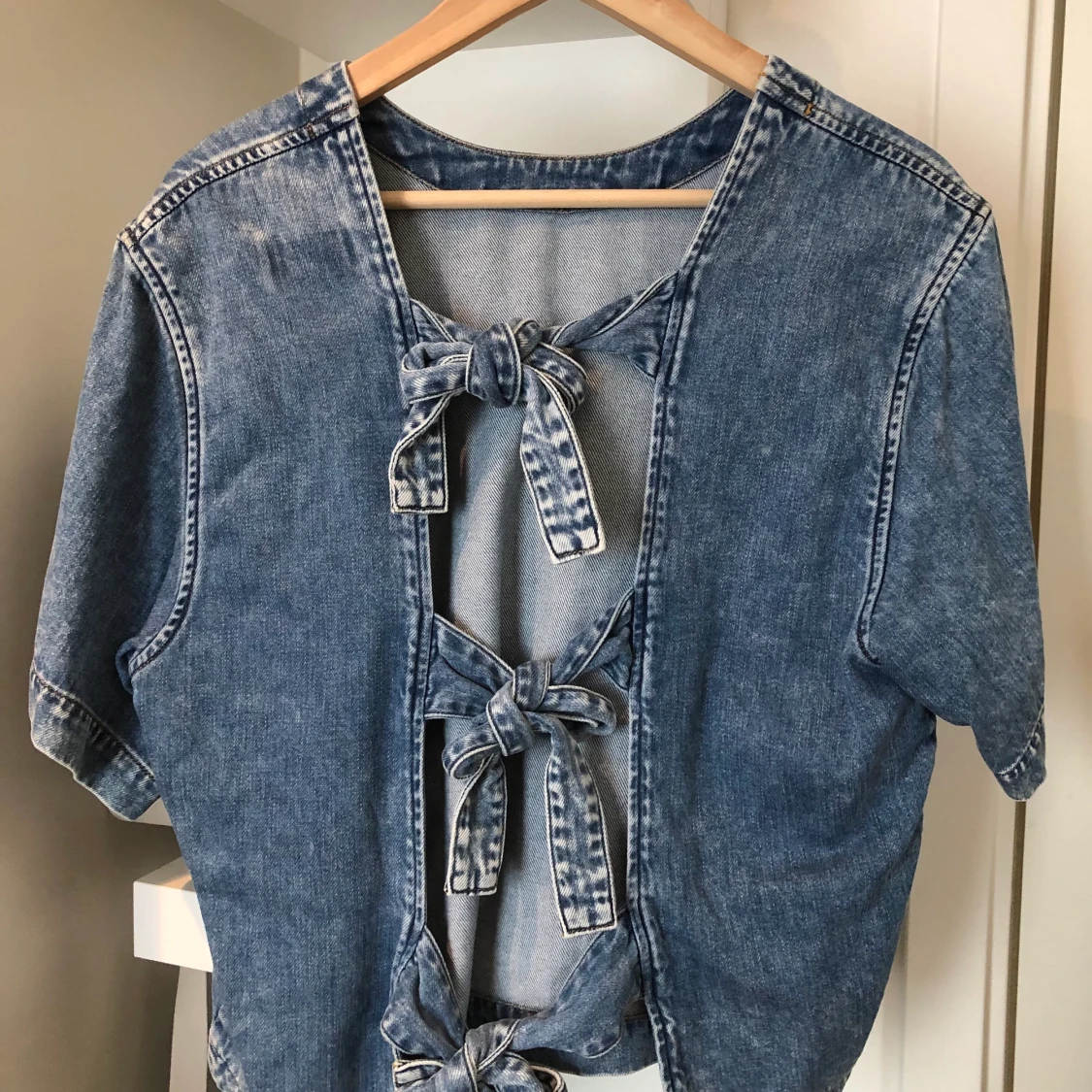 Jeans topp med öppen rygg - 91