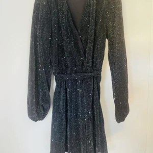 Dress - Black new dress