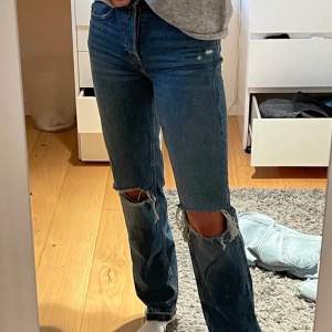 Snygga jeans som tyvär it kommer till användning❤️ ( inte mina bilder)  