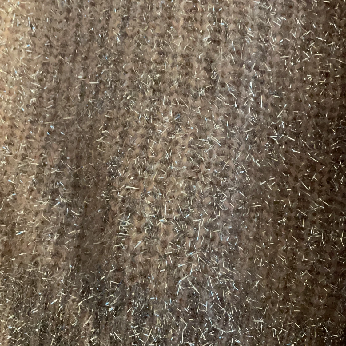 Off-shoulder glittrig tröja - 91