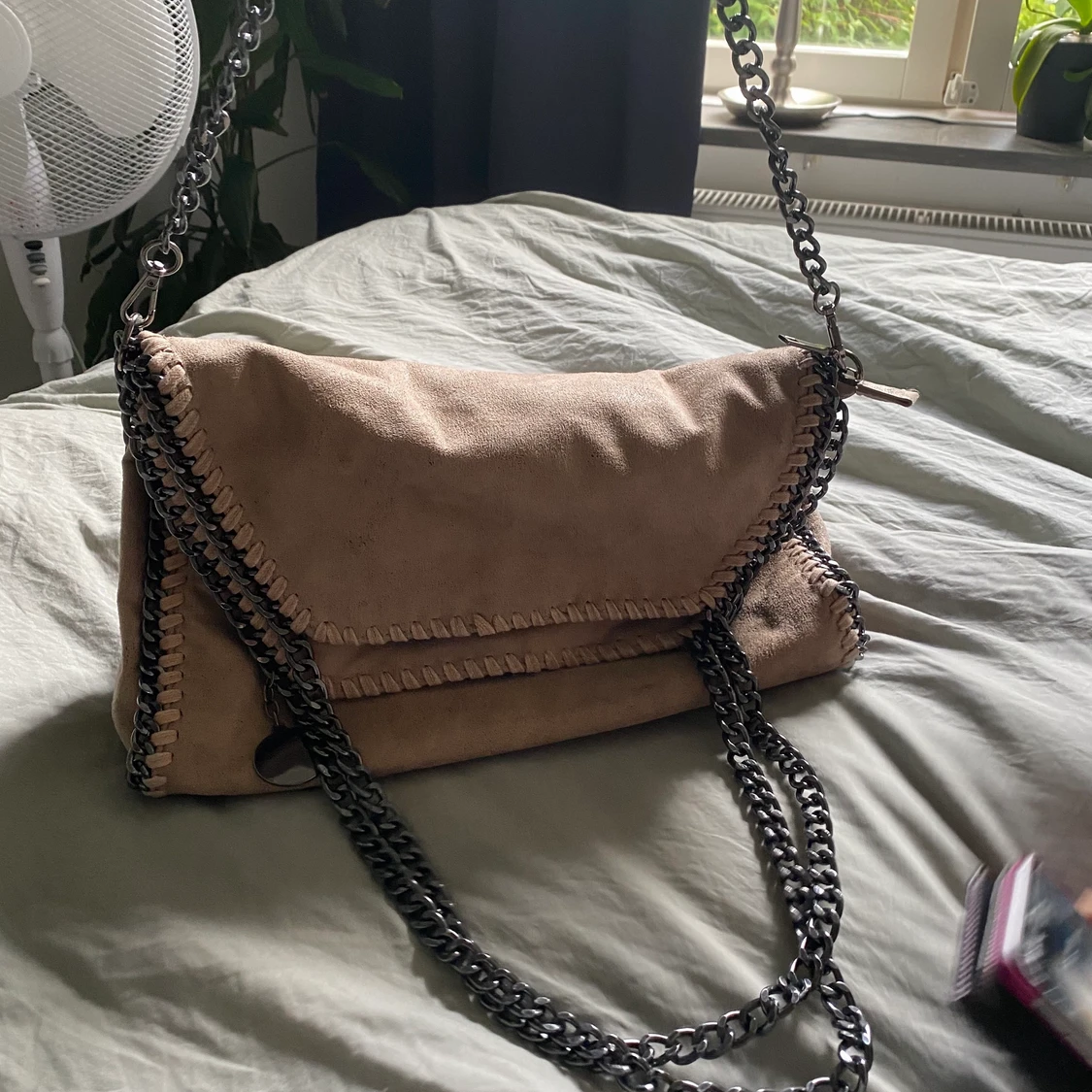 Stella McCartney liknande väska - 90