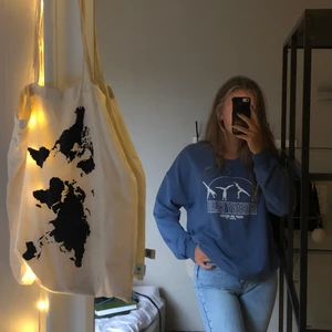 Sweatshirt - Fin sweatshirt från topshop. Använd en gång