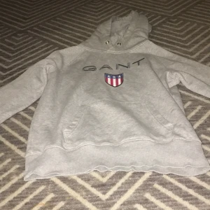 GANT!💕 - KÖPT FÖR 600,700kr SÄLJER FÖR Minder ÄN 60% ÄN VA JA KÖPT FÖR 
