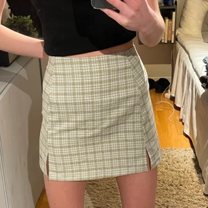 Kjol - Kjol från urban outfitters med prislapp kvar