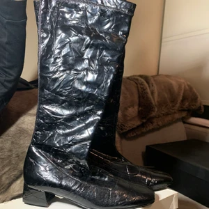 Skor - Pris går att diskutera 