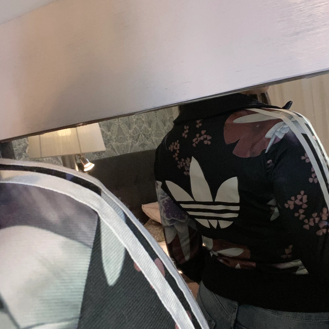 Adidas kofta storlek XS - 90