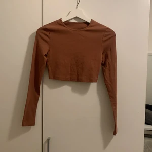 En topp  - En helt ny topp från SHEIN. 