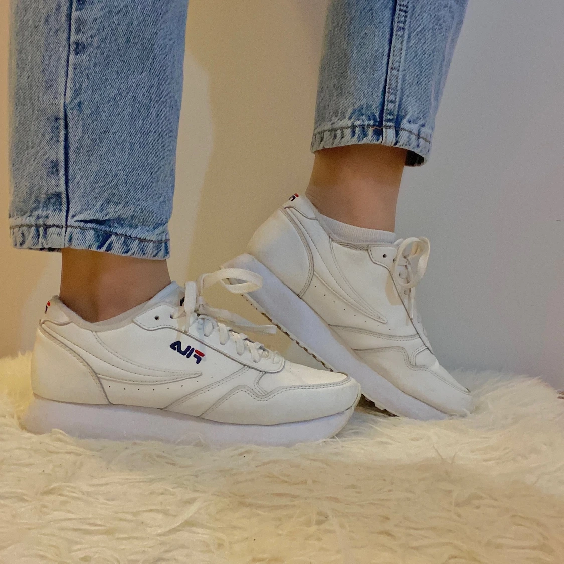 Fila skor - vita
