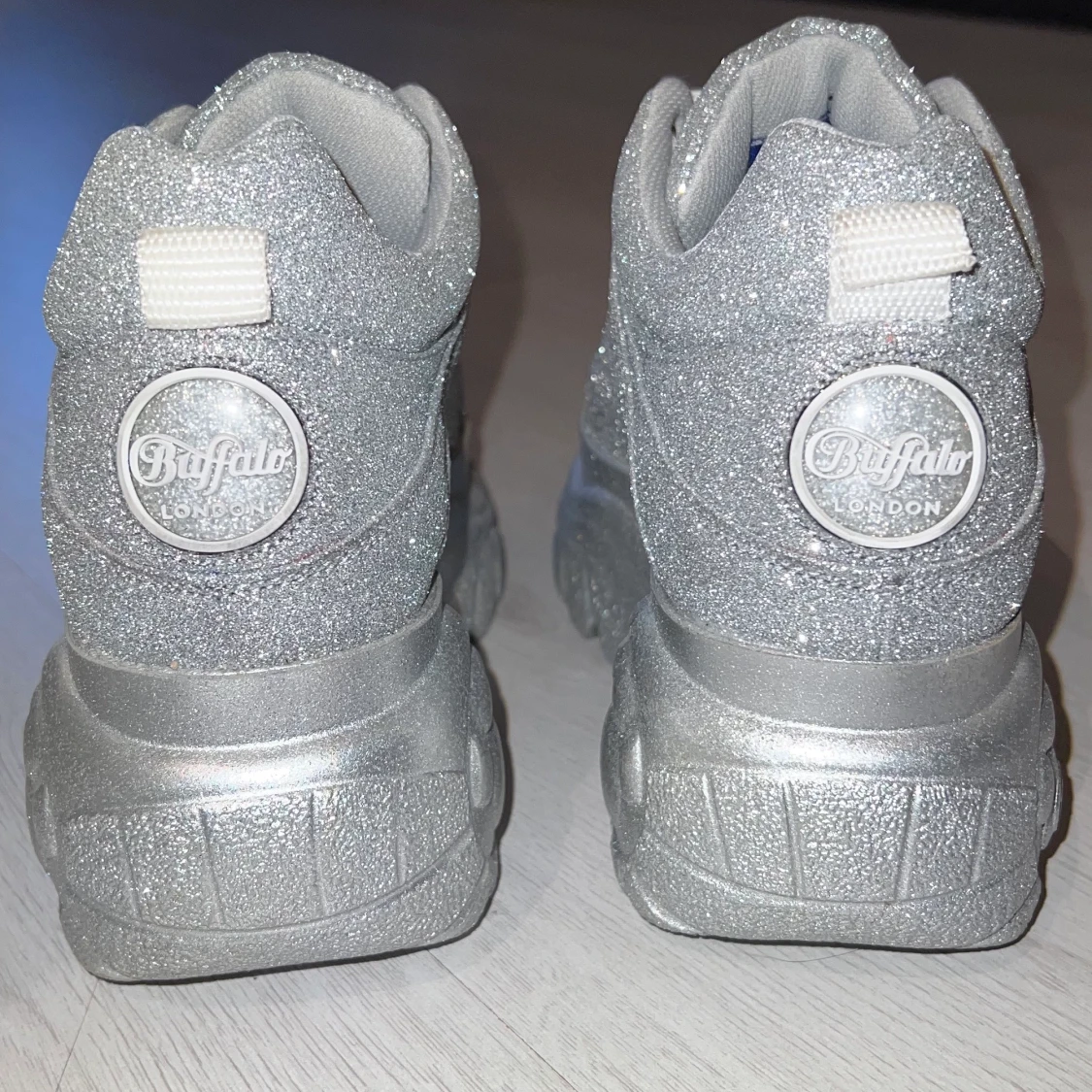 Buffalo London  - 91