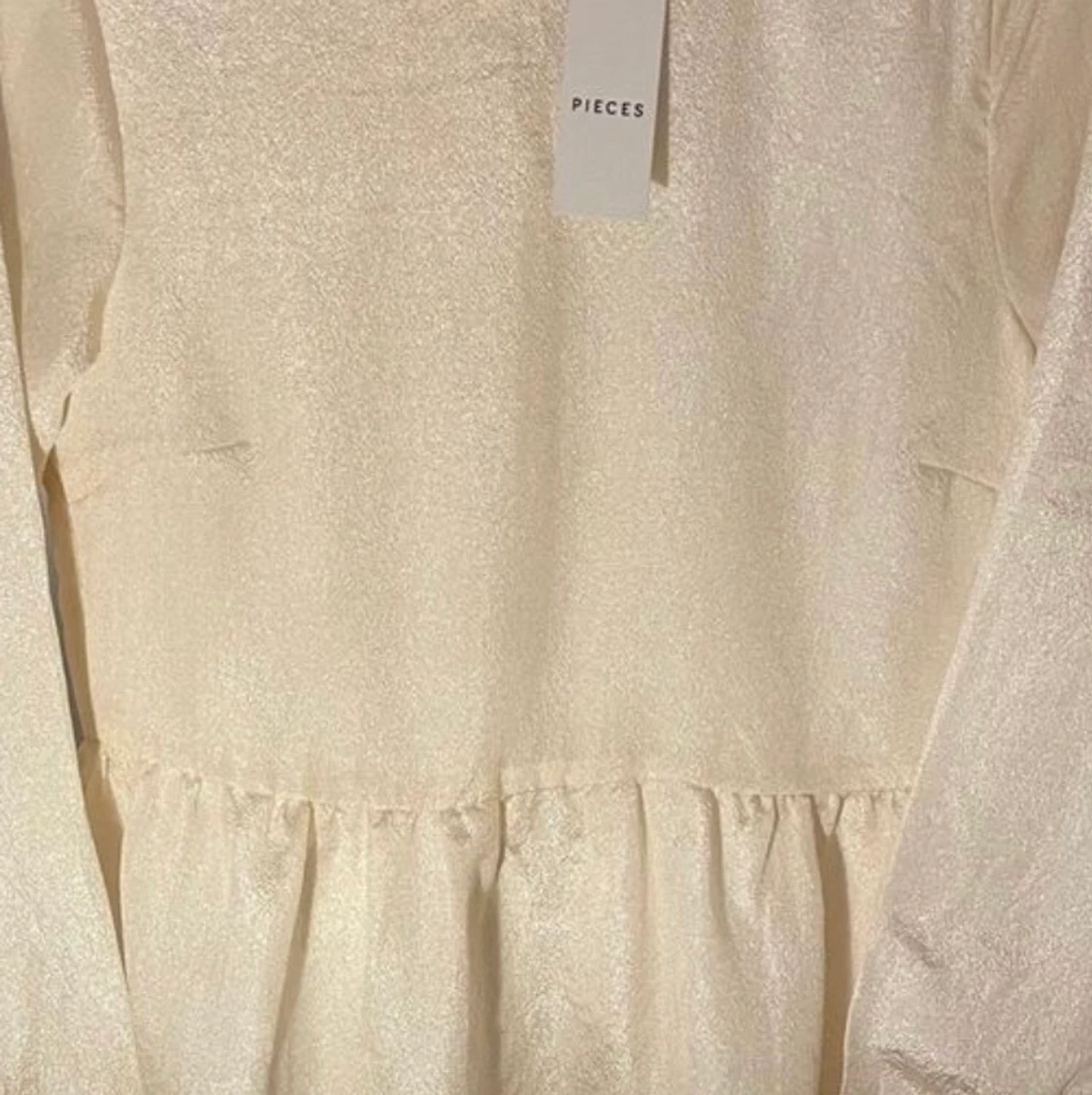  Ny glittrig guldig beige festklänning  - 91