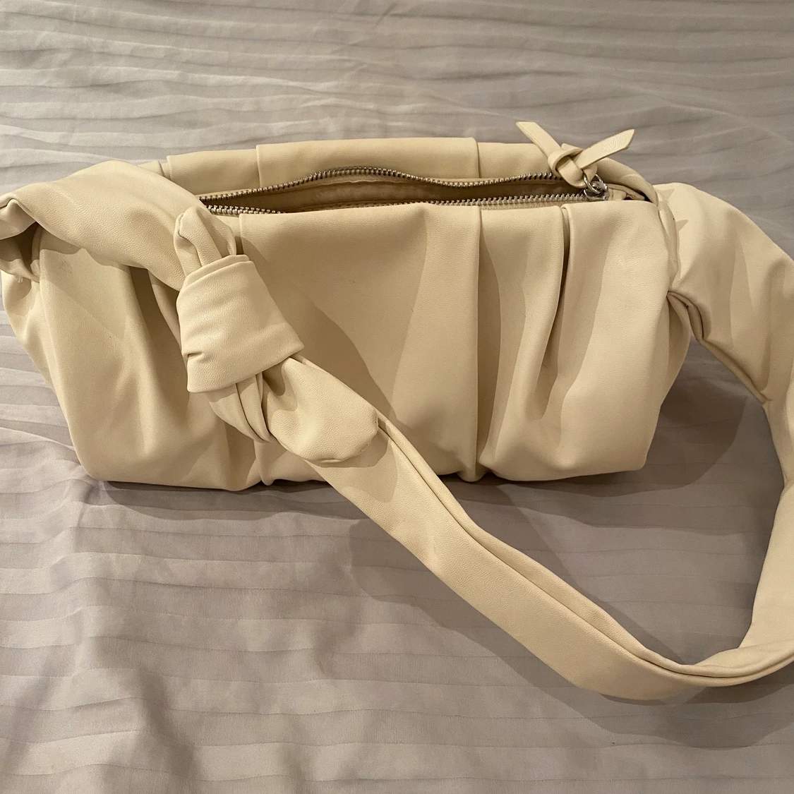 Vit skin väska! - 90