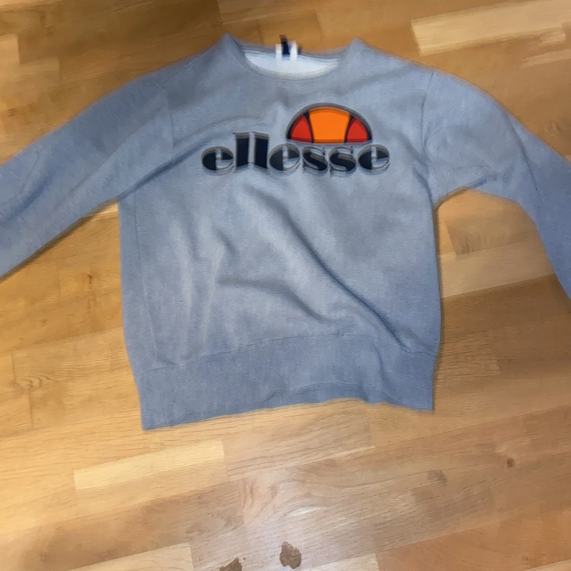 Ellesse sweater - 90