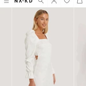 Söker - Söker denna klänning i storlek 32 eller 34