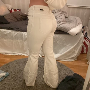 vita salt byxor  - dr denim, fint skick