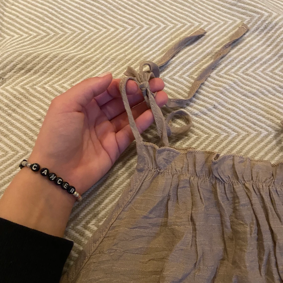 Beige tanktop med knyte - 90