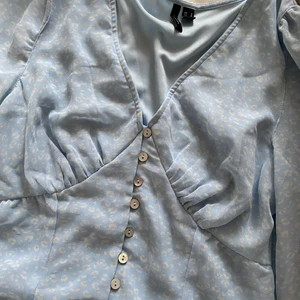 Klänning - Adoore likande klänning från vero moda