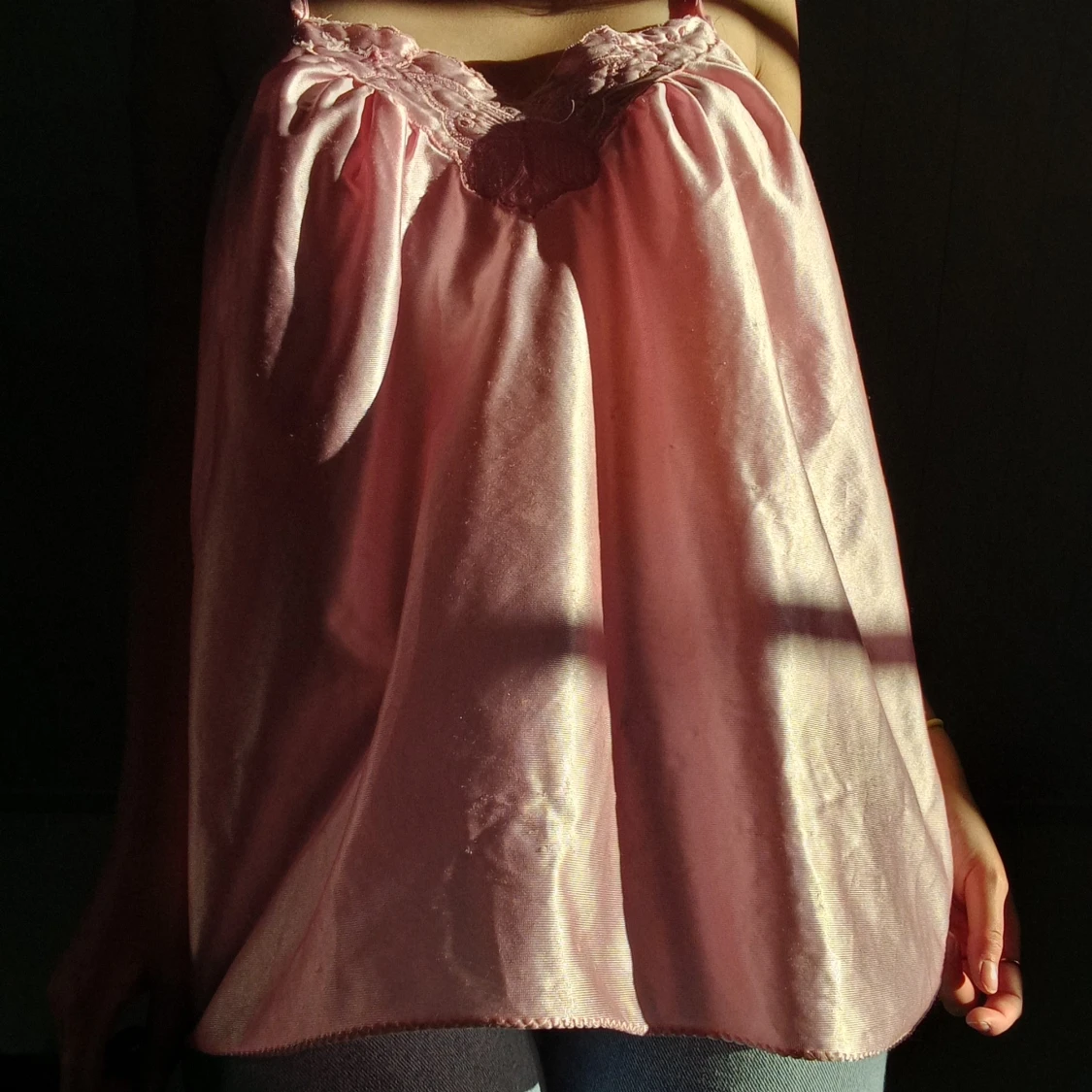 Gulligt rosa linne med fjäril - 90