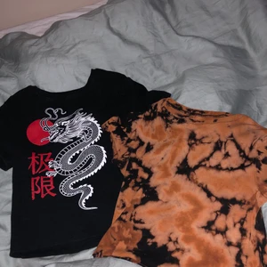 Två crop tops - Båda är från FB sister (new yorker). De har ribbat, stretchigt material. Om man bara vill köpa en är priset 35kr. Frakt kostar 65.