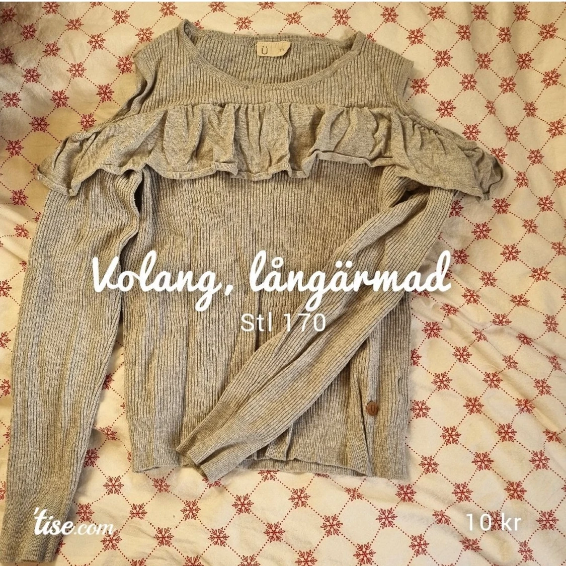 Volang långärmad "shoulder revealing"