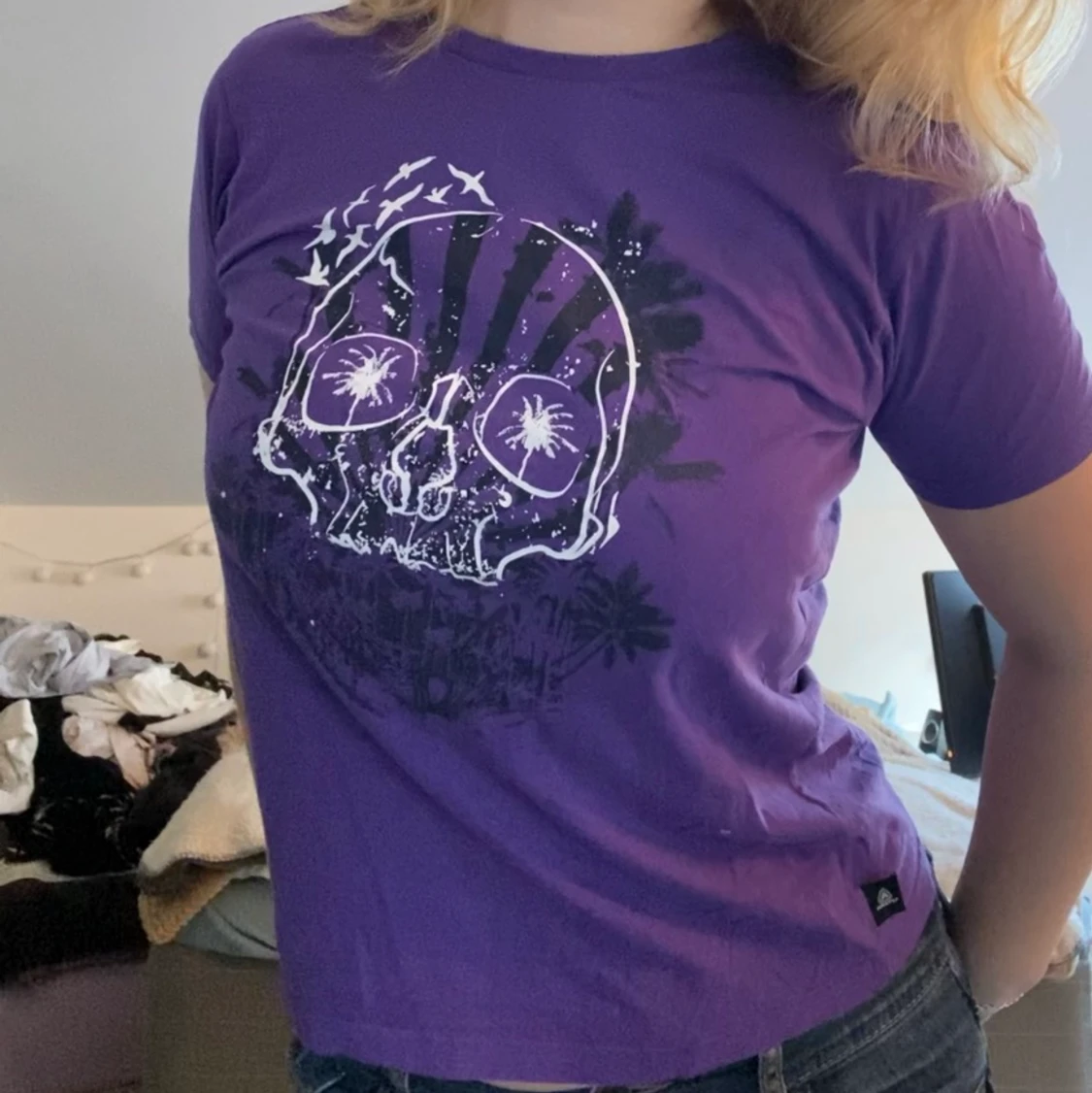 T-shirt med dödskalletryck - 90