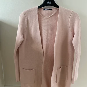 Tunn kappa/kofta - Helt nya kappa/kofta! Stl S. Frakt tillkommer 💗