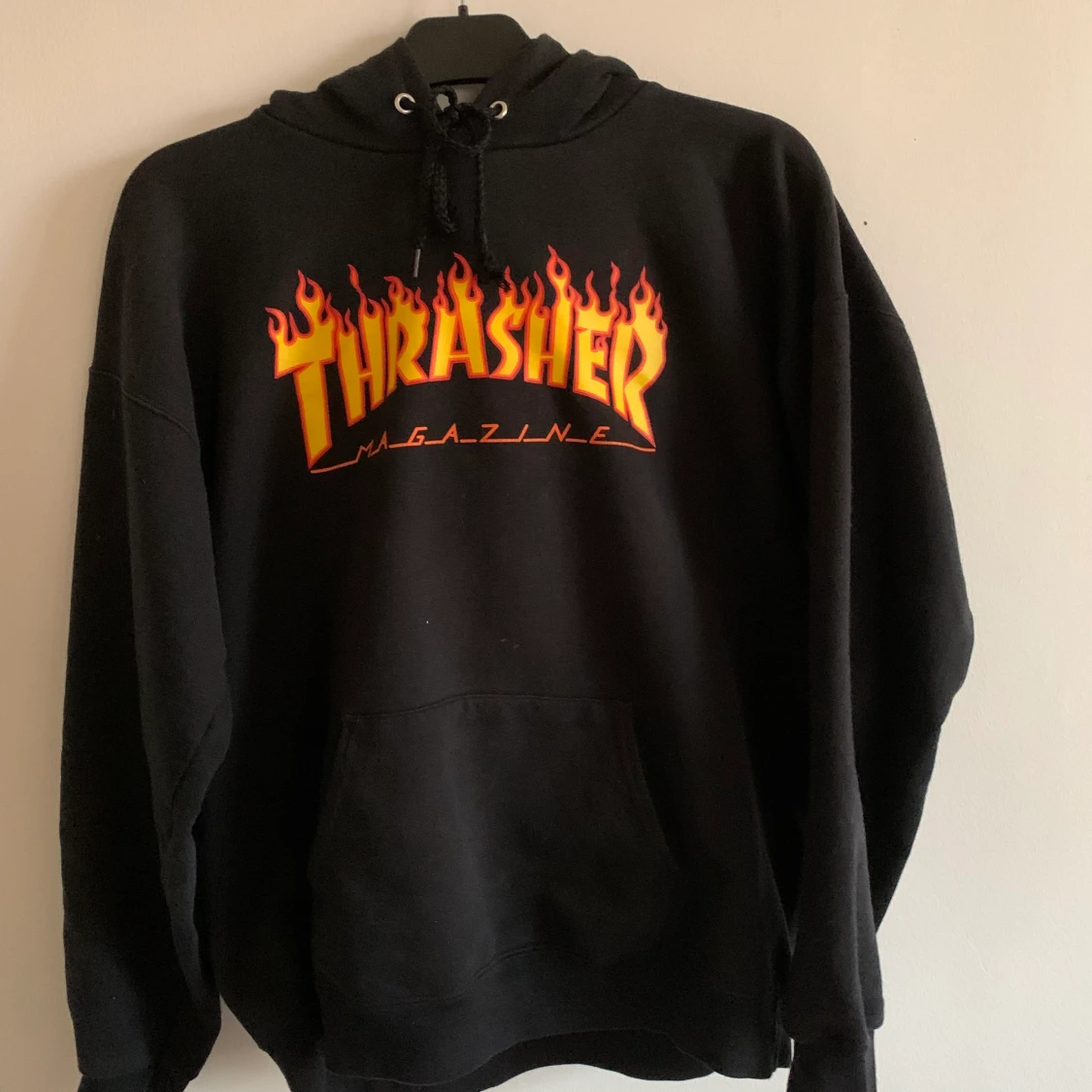 Trasher hoddie 