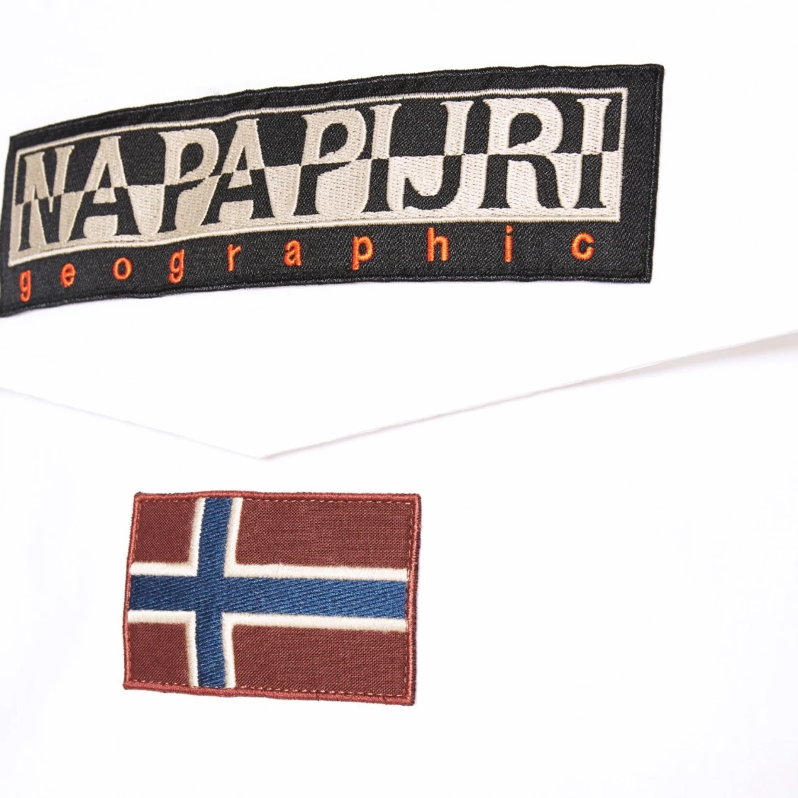 Skidjacka napapijri  - 90