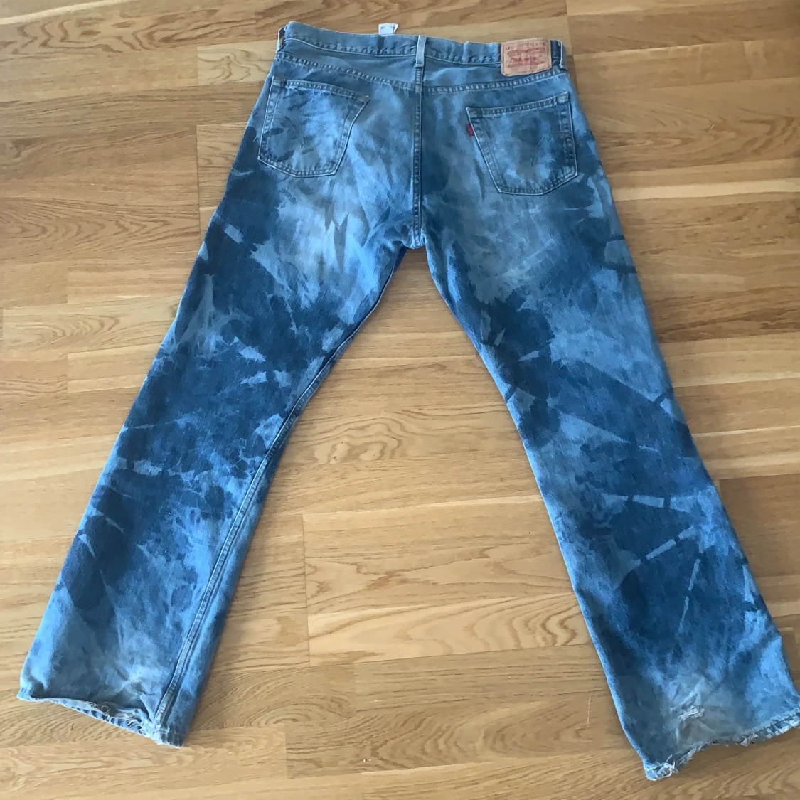 Levi’s 527 boot cut  - 90