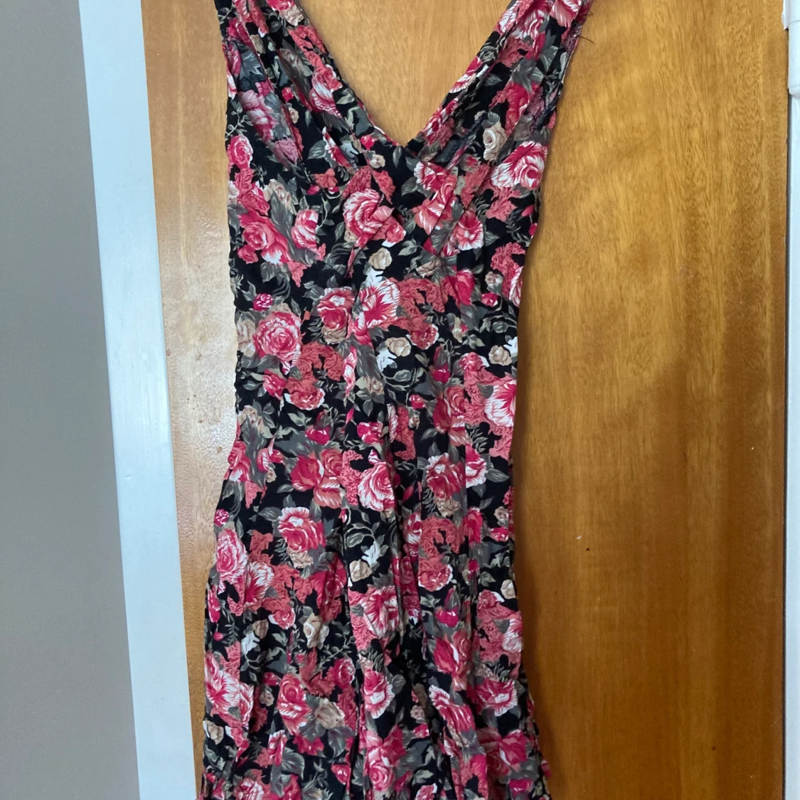 Blommig byxdress XS svart rosa - 90