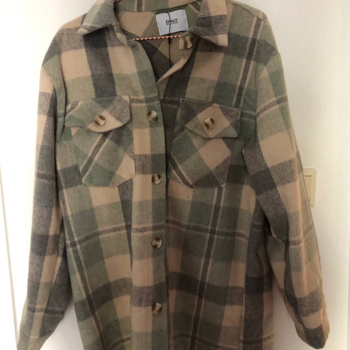 vårjacka från only 