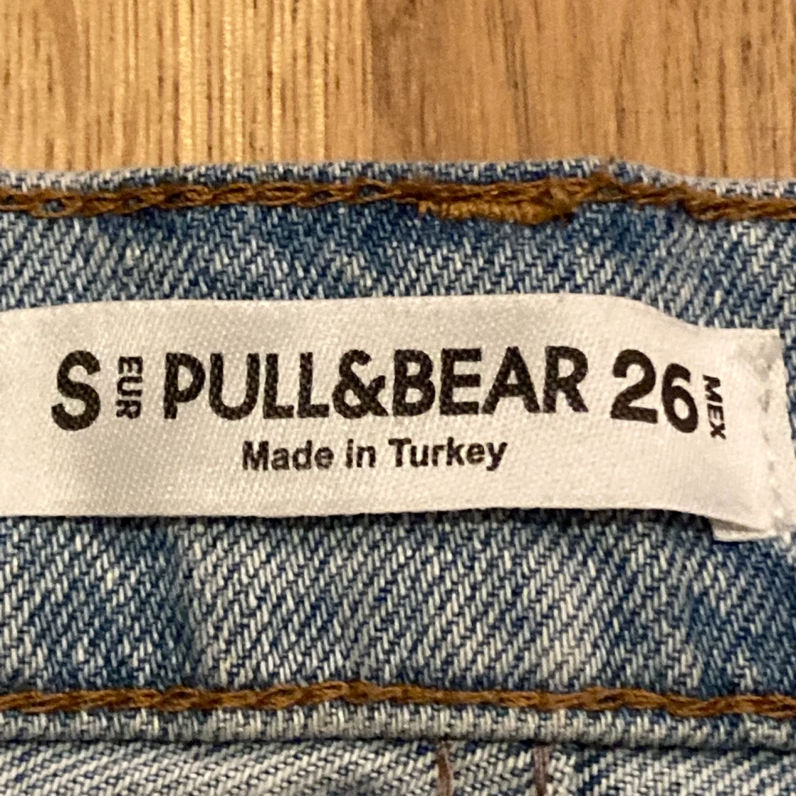 Pull & Bear 26-Storlek  - 91