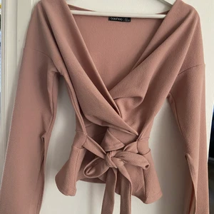 Blus  - Helt ny har använt en gång 