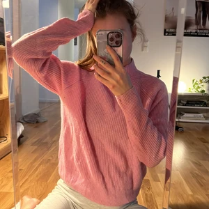 Stickad tröja weekday XS - Rosa stickad tröja från weekday