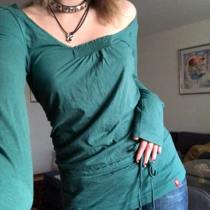 turkos tunika - köpt secondhand men knappt använd, jätte bekväm men får tyvärr ingen användning av den <\3 